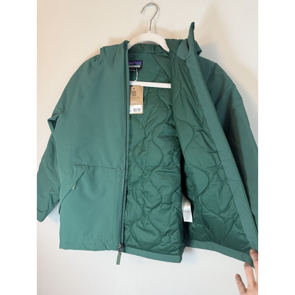 Patagonia Everyday Ready Hooded Jacket Conifer Green Waterproof Kids 10 NWT $169 - Picture 11 of 16